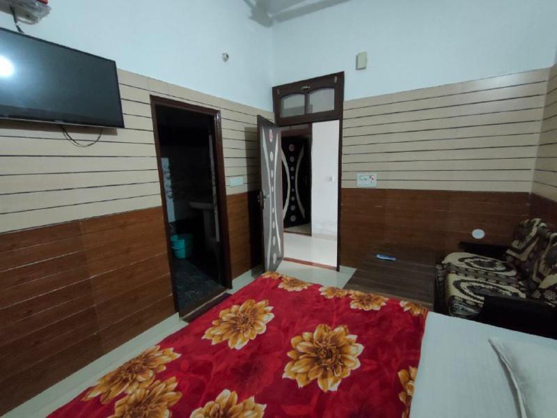 Arjun Guest House Pathankot Bagian luar foto