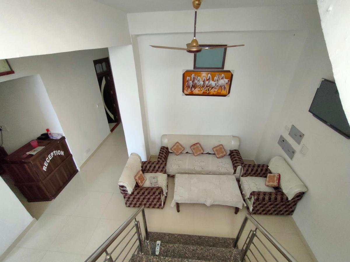 Arjun Guest House Pathankot Bagian luar foto