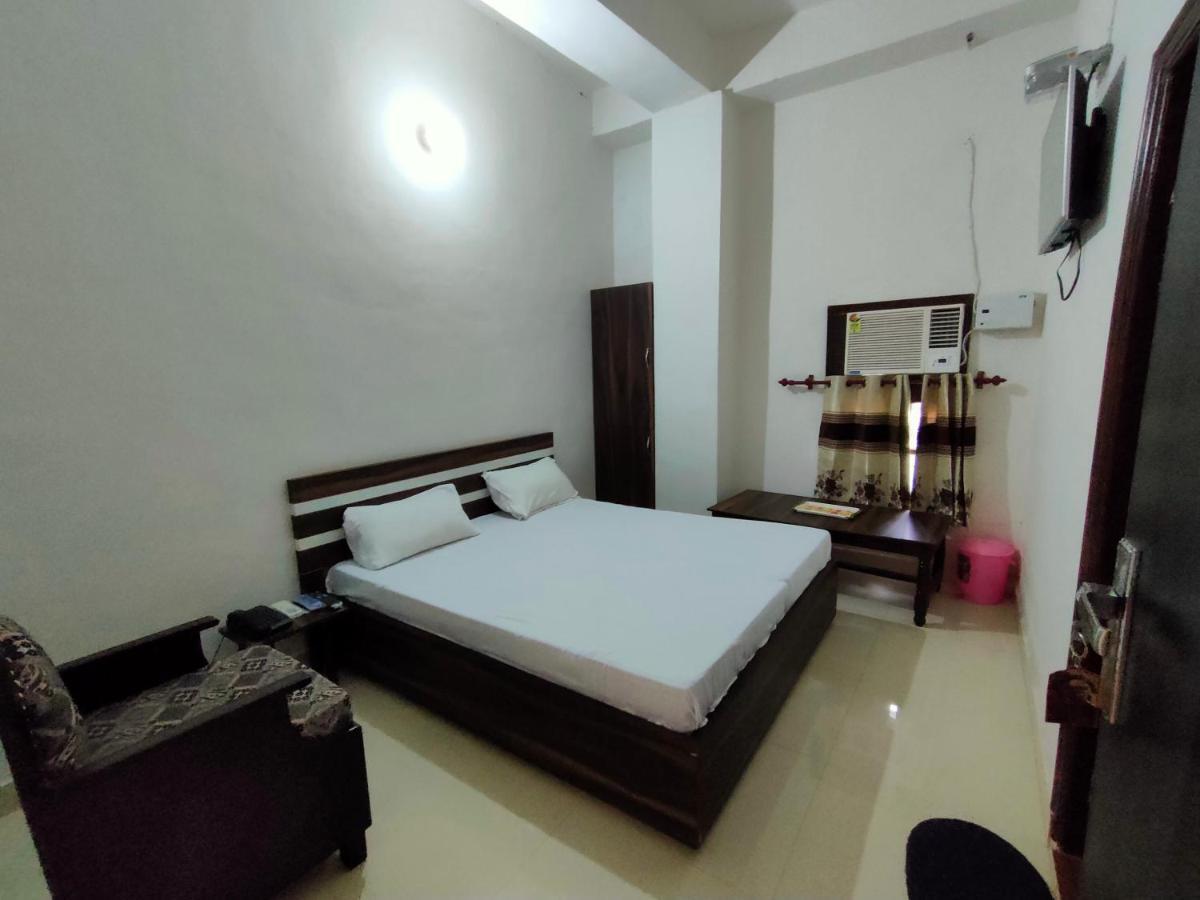 Arjun Guest House Pathankot Bagian luar foto